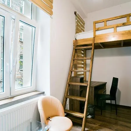 Cozy & Big In Old Town Cracovia